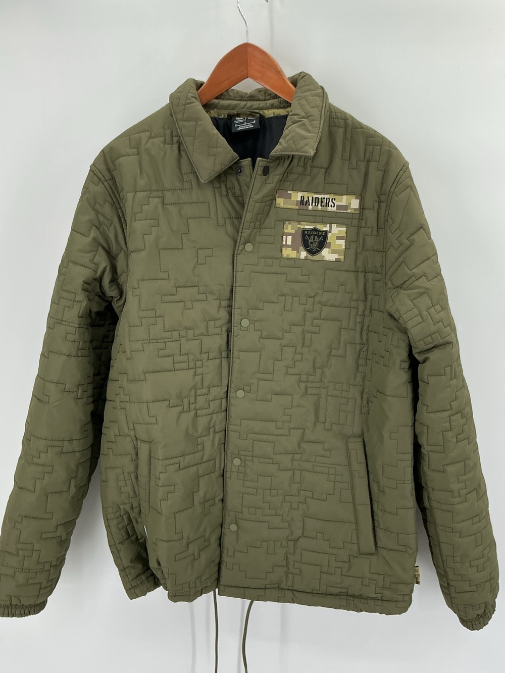 Nike NFL Las Vegas Raiders Salute to Service Quilted Jacket Women’s M